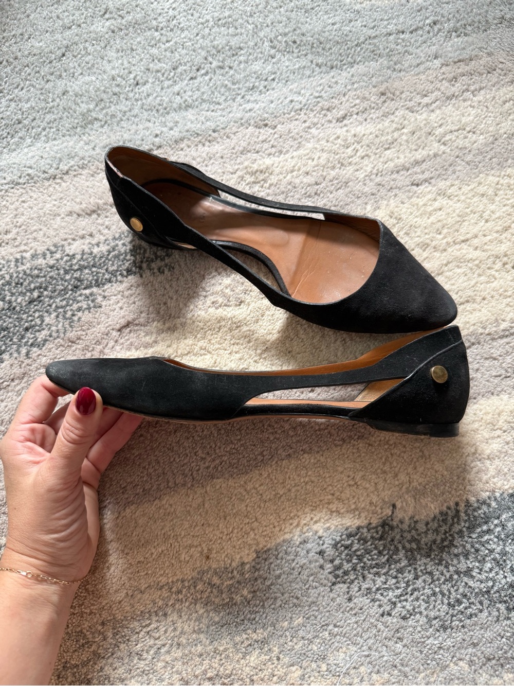 Chloe Black Women's Pointed Toe Cutout Flats